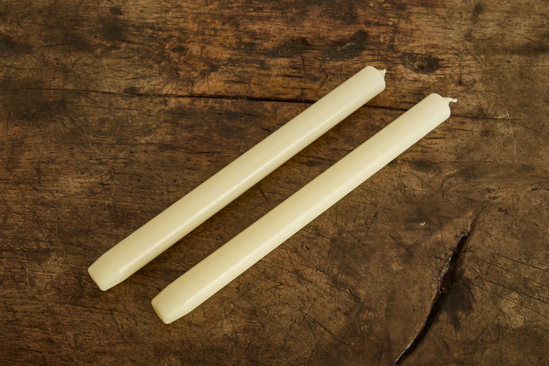 Box of 6 Royale Tapers In Ivory*CIRE TRUDON Clearance