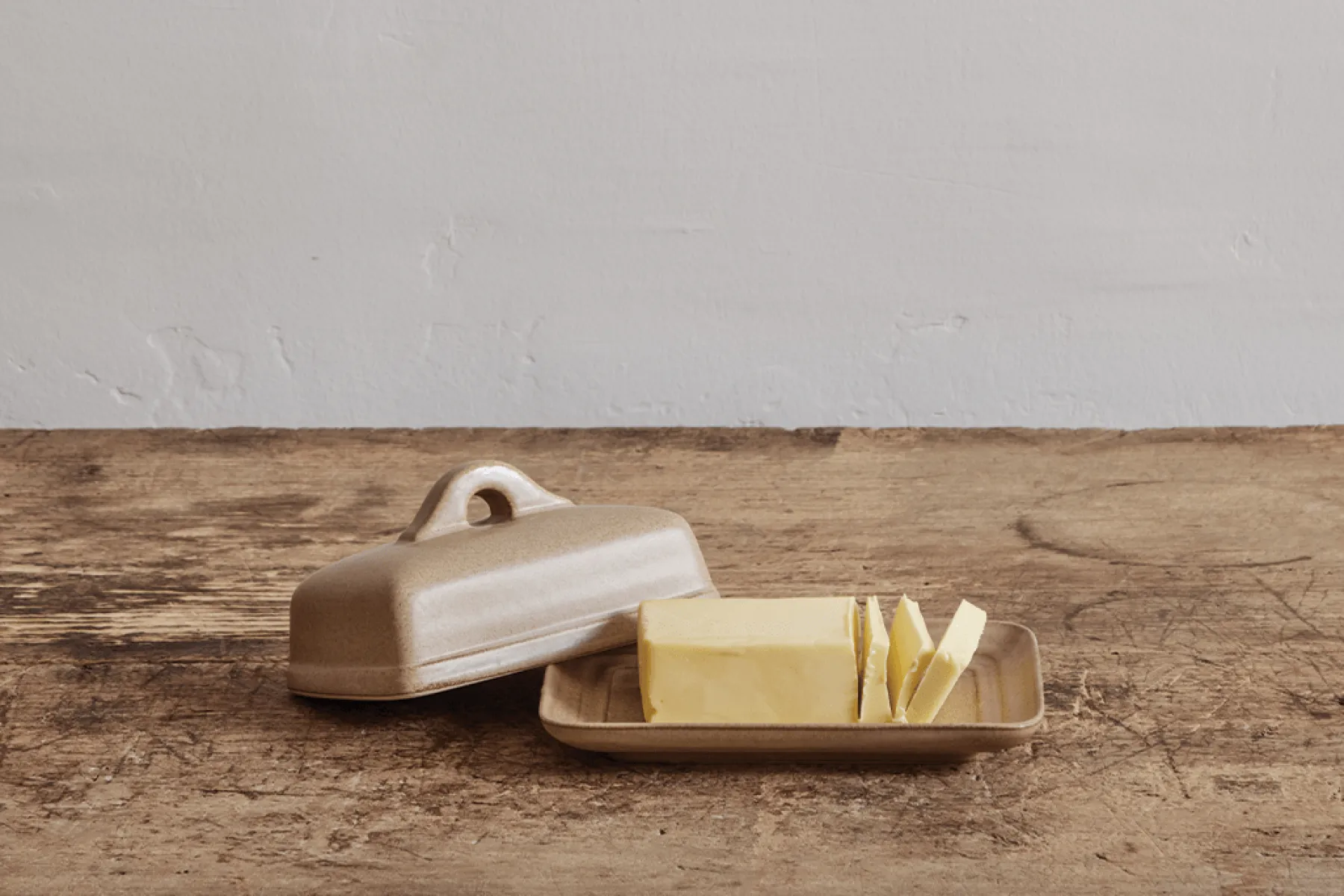 Butter Dish in Flax*NICKEY KEHOE Clearance