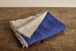 Cashmere Throw in Blue Ivory*HIDDEN Best