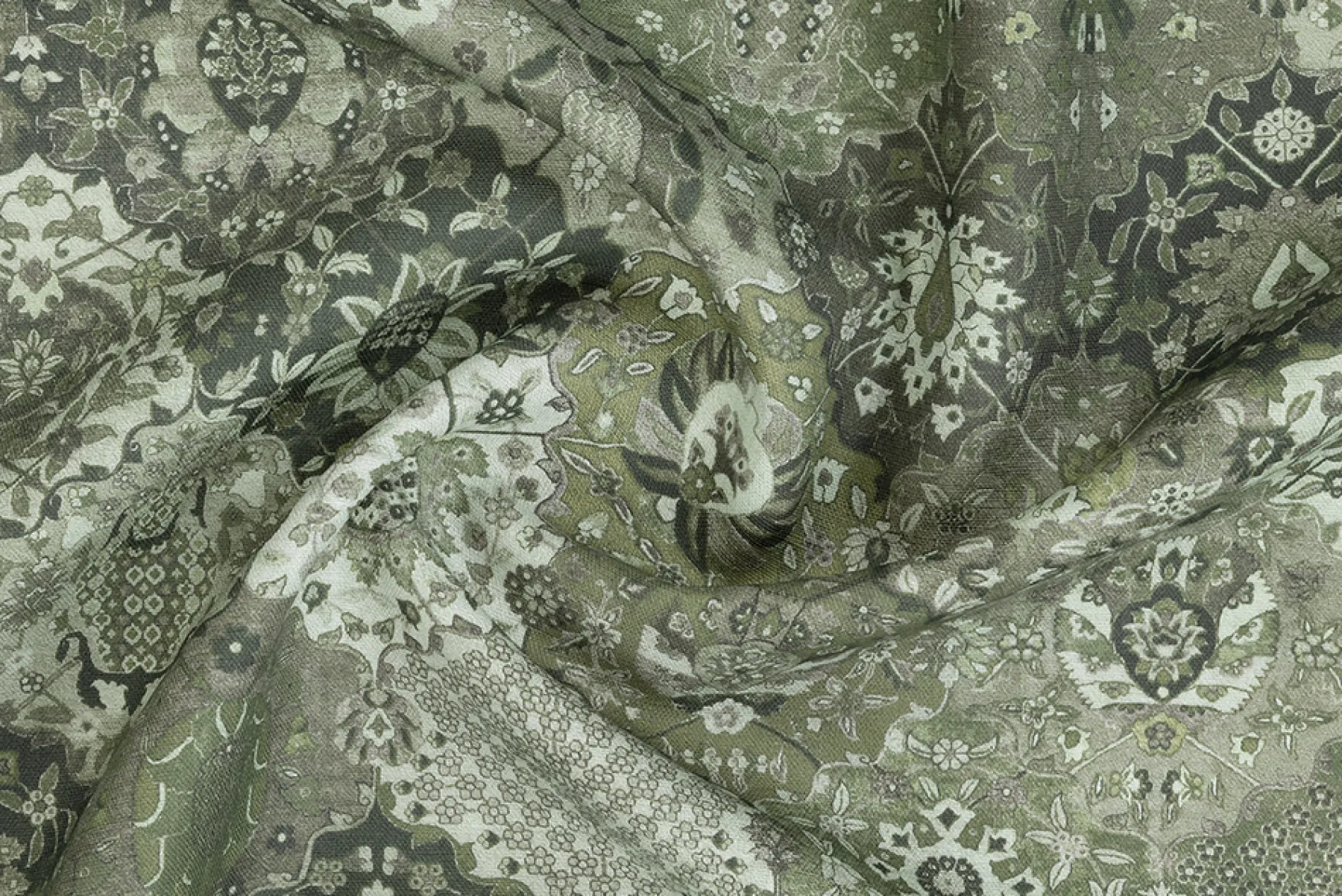 Caspar Linen in Juniper*NICKEY KEHOE Outlet