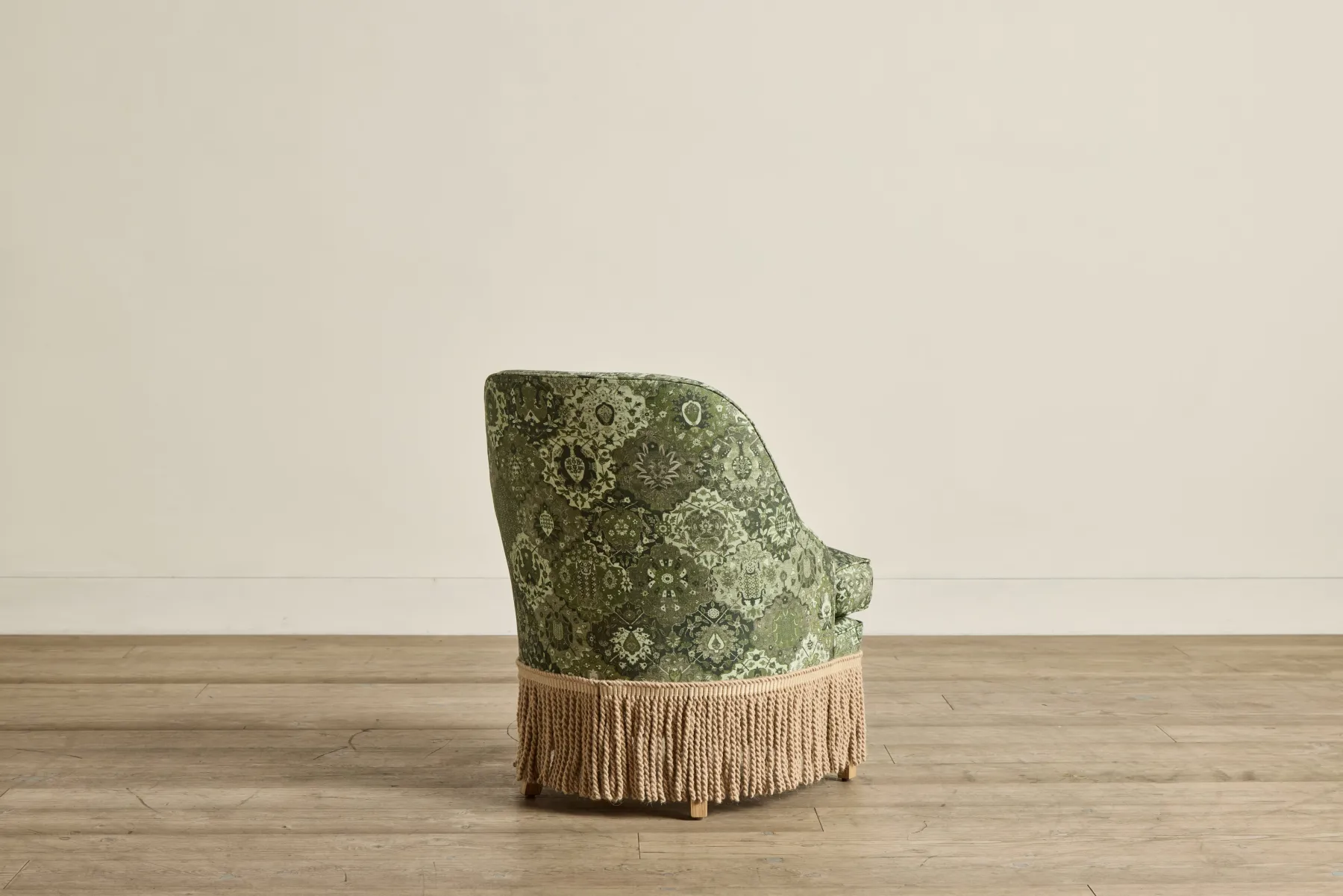 Fireplace Pull Up Chair*NICKEY KEHOE Fashion