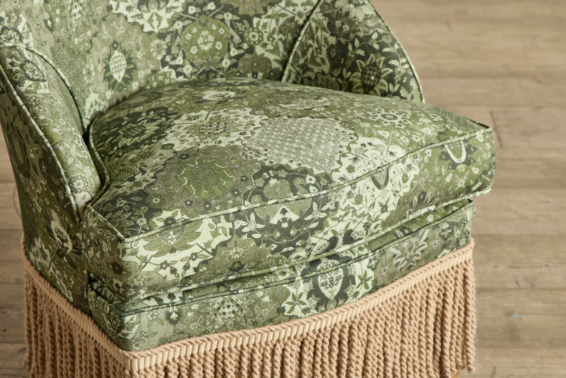 Fireplace Pull Up Chair*NICKEY KEHOE Fashion