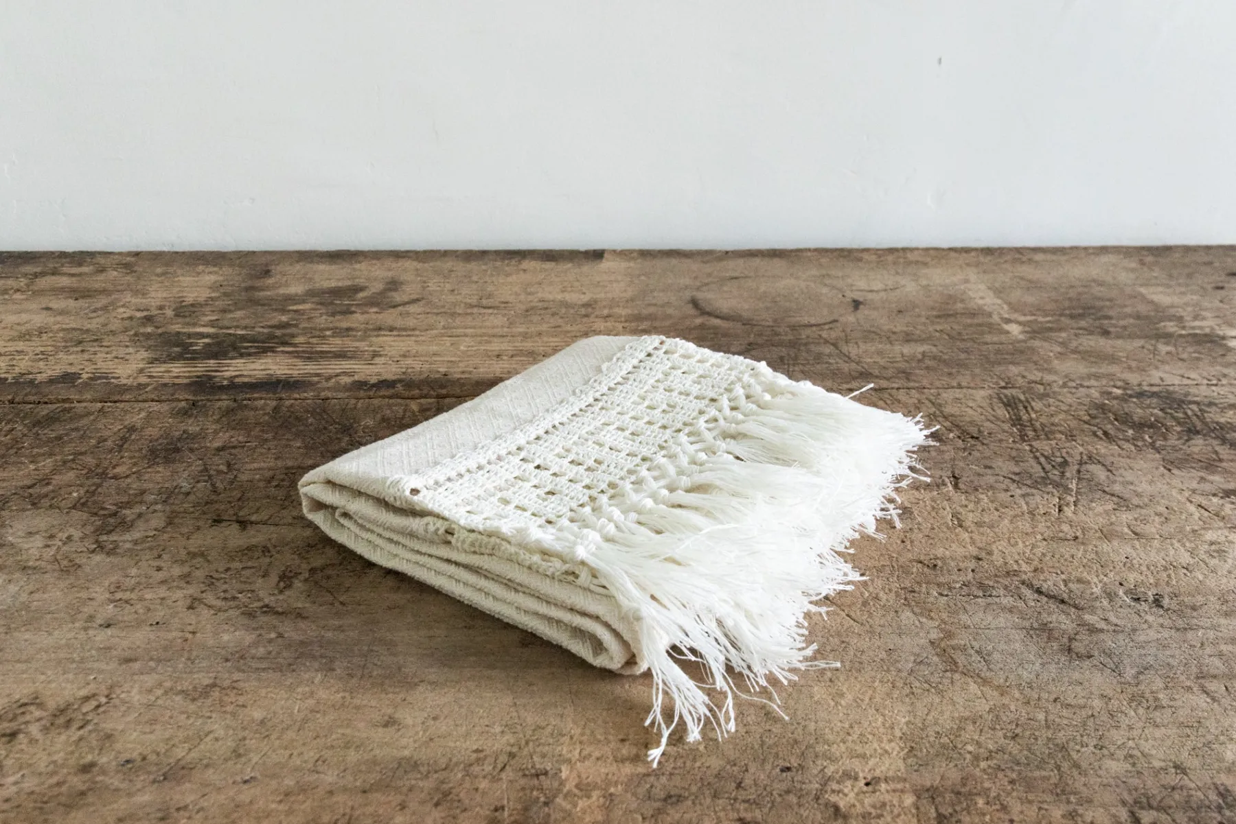 Isabella White Bath Towel*NICKEY KEHOE Discount
