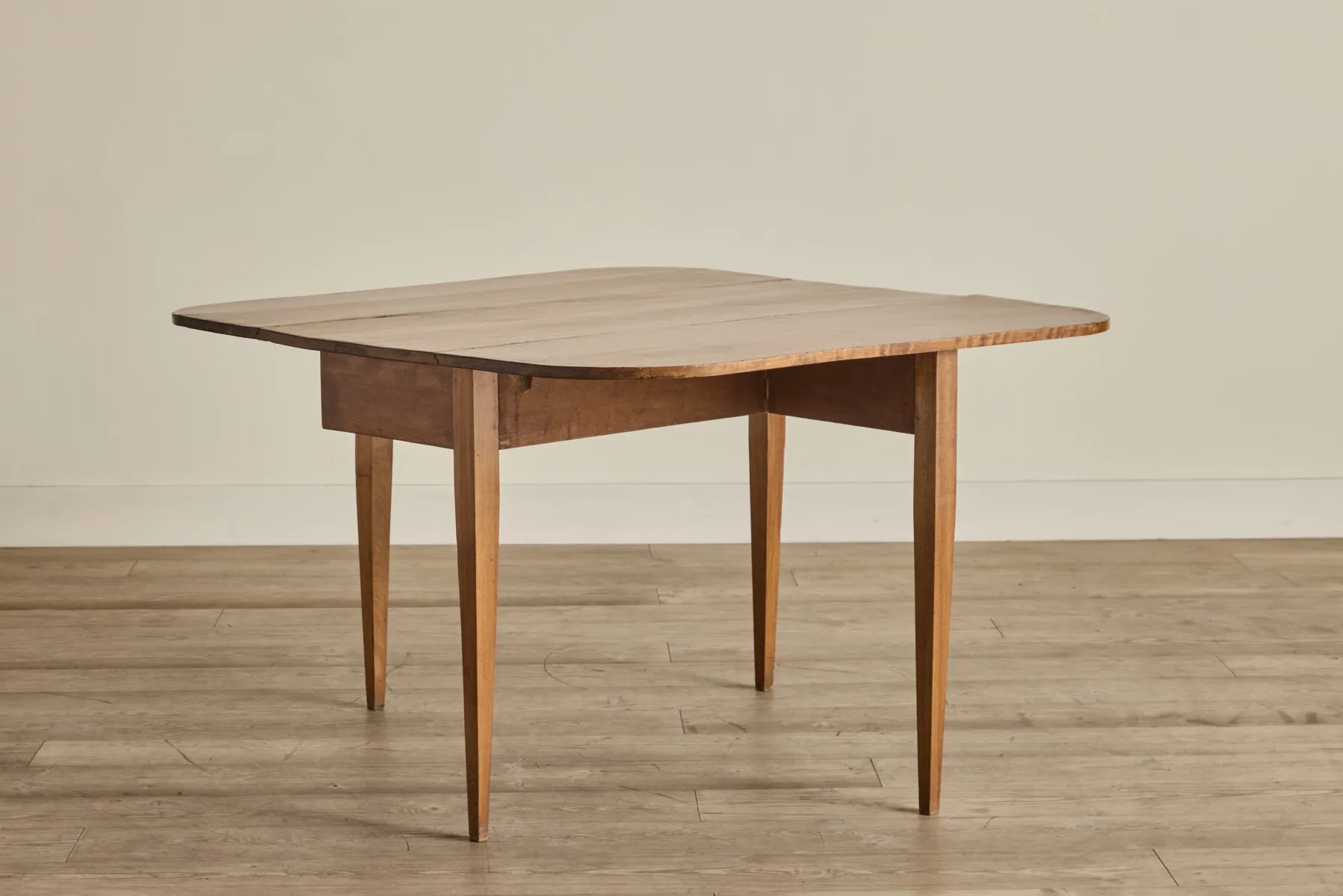 Maplewood Drop Leaf Table*VINTAGE New