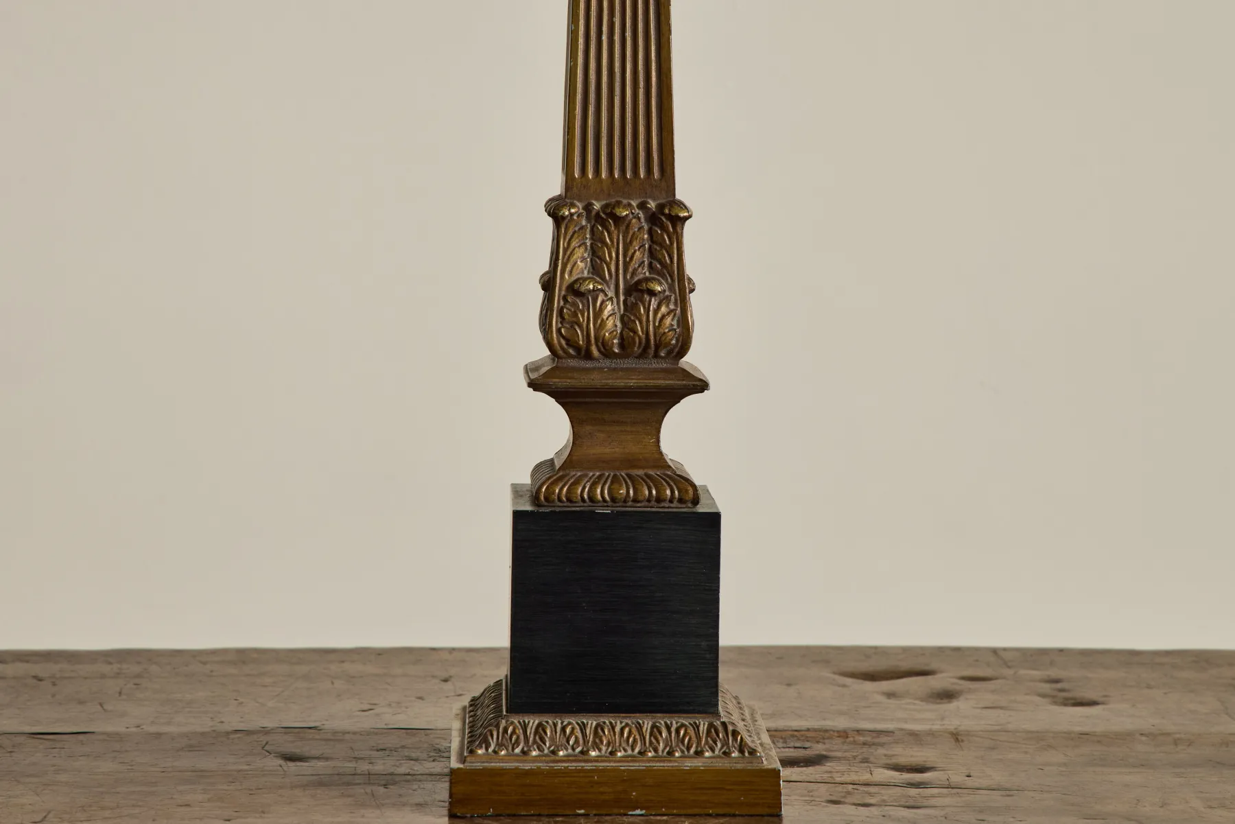 Pair of Neoclassical Lamps*VINTAGE Online