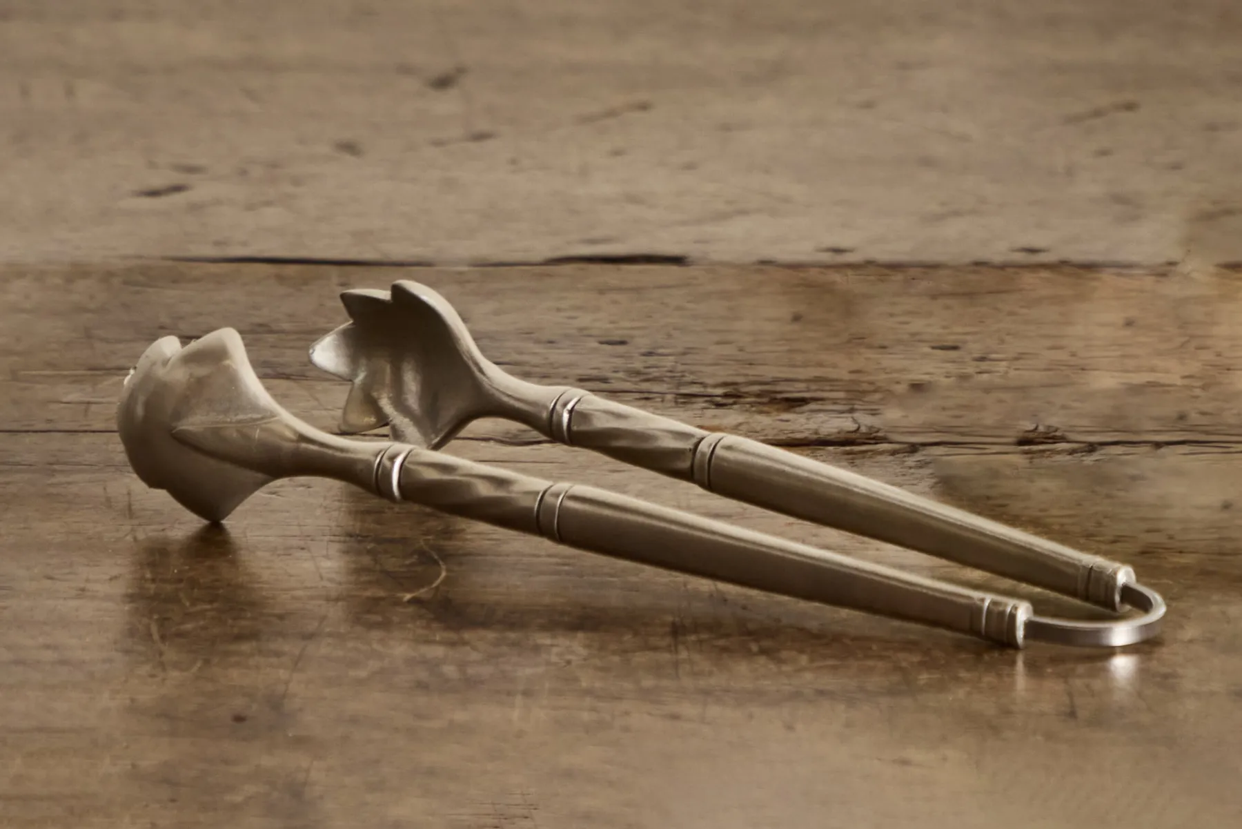 Pewter Ice Tongs*MATCH Outlet