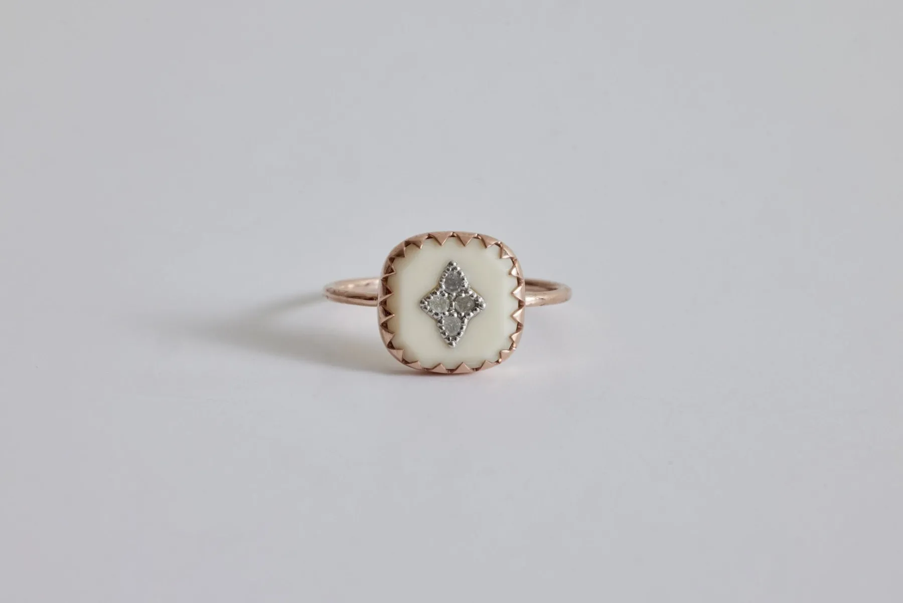 Pierrot Ring, Blanc (Size 52)*PASCALE MONVOISIN Discount