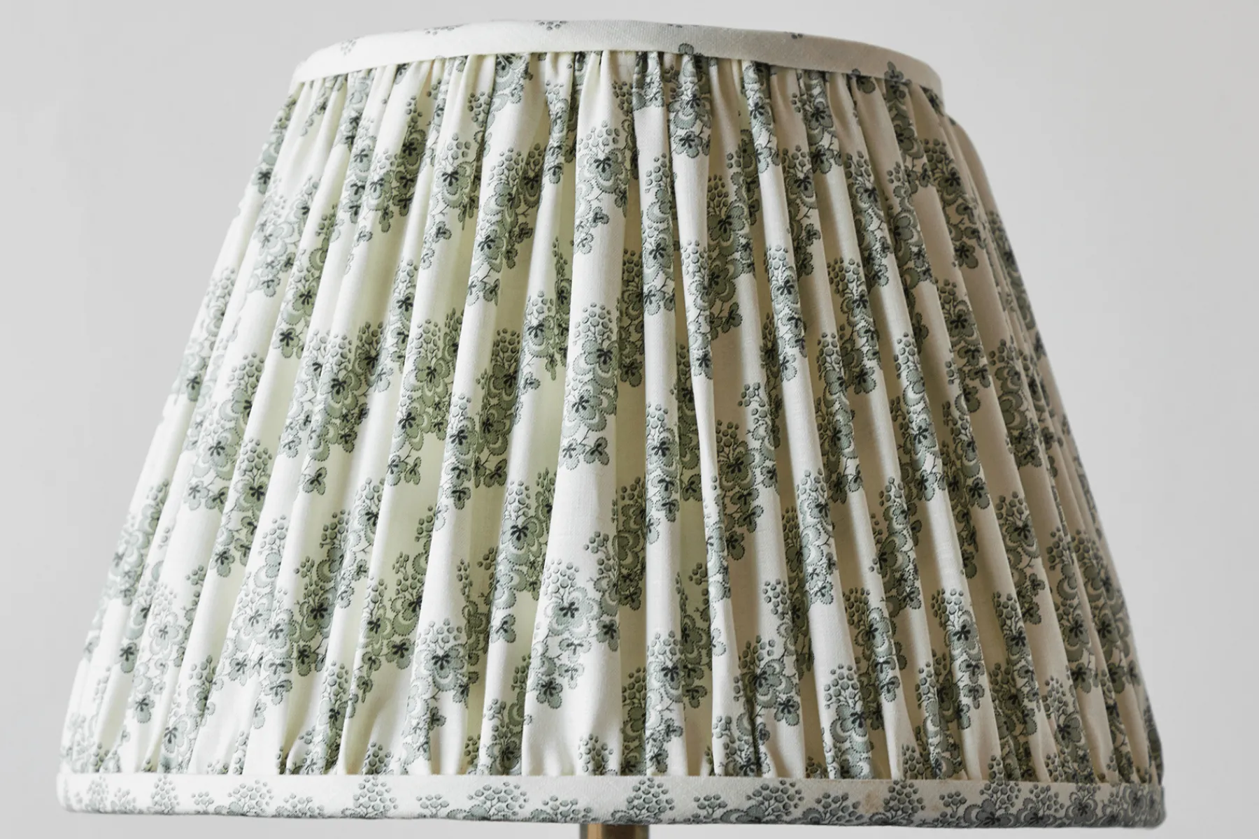 Ranunculus Table Lamp in Mulberry*REBEKAH MILES Discount