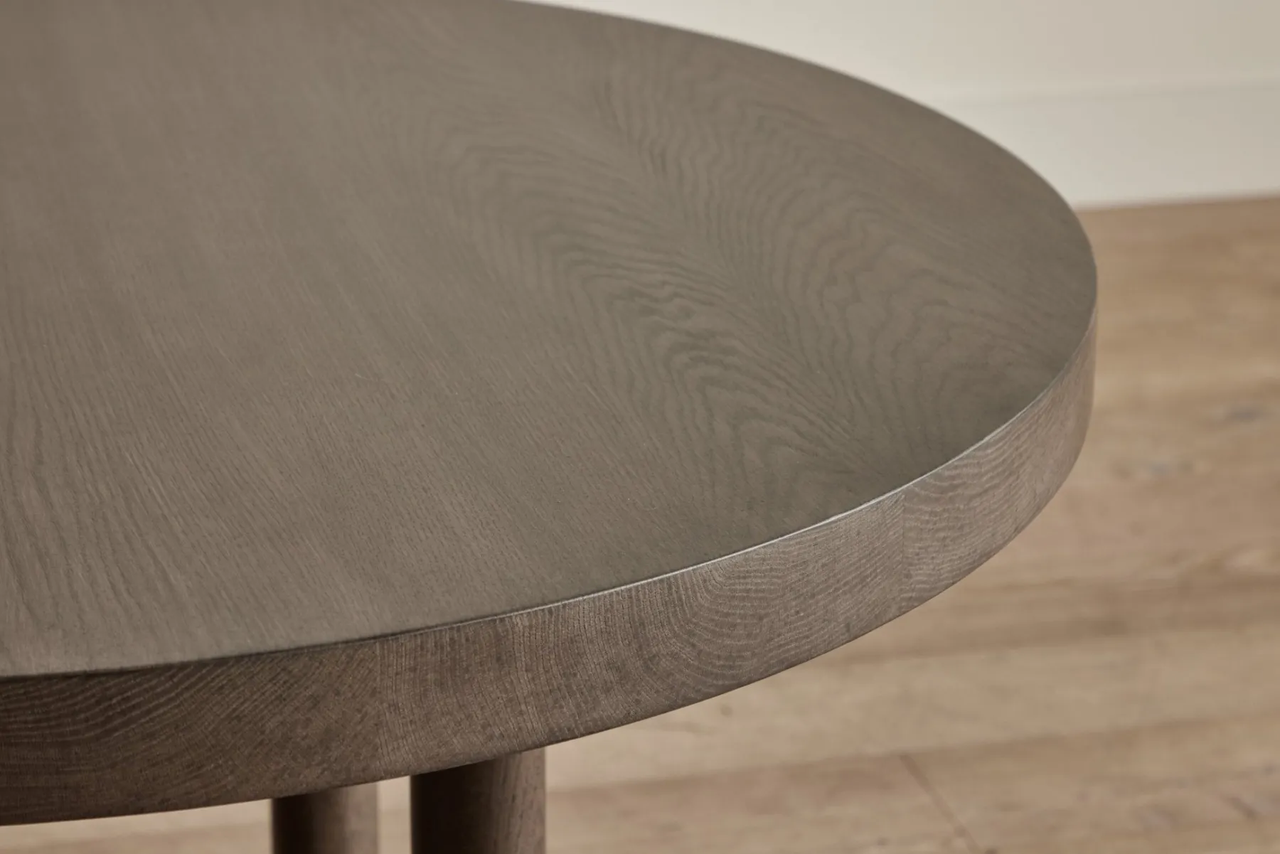 Round Dining Table*NICKEY KEHOE Sale