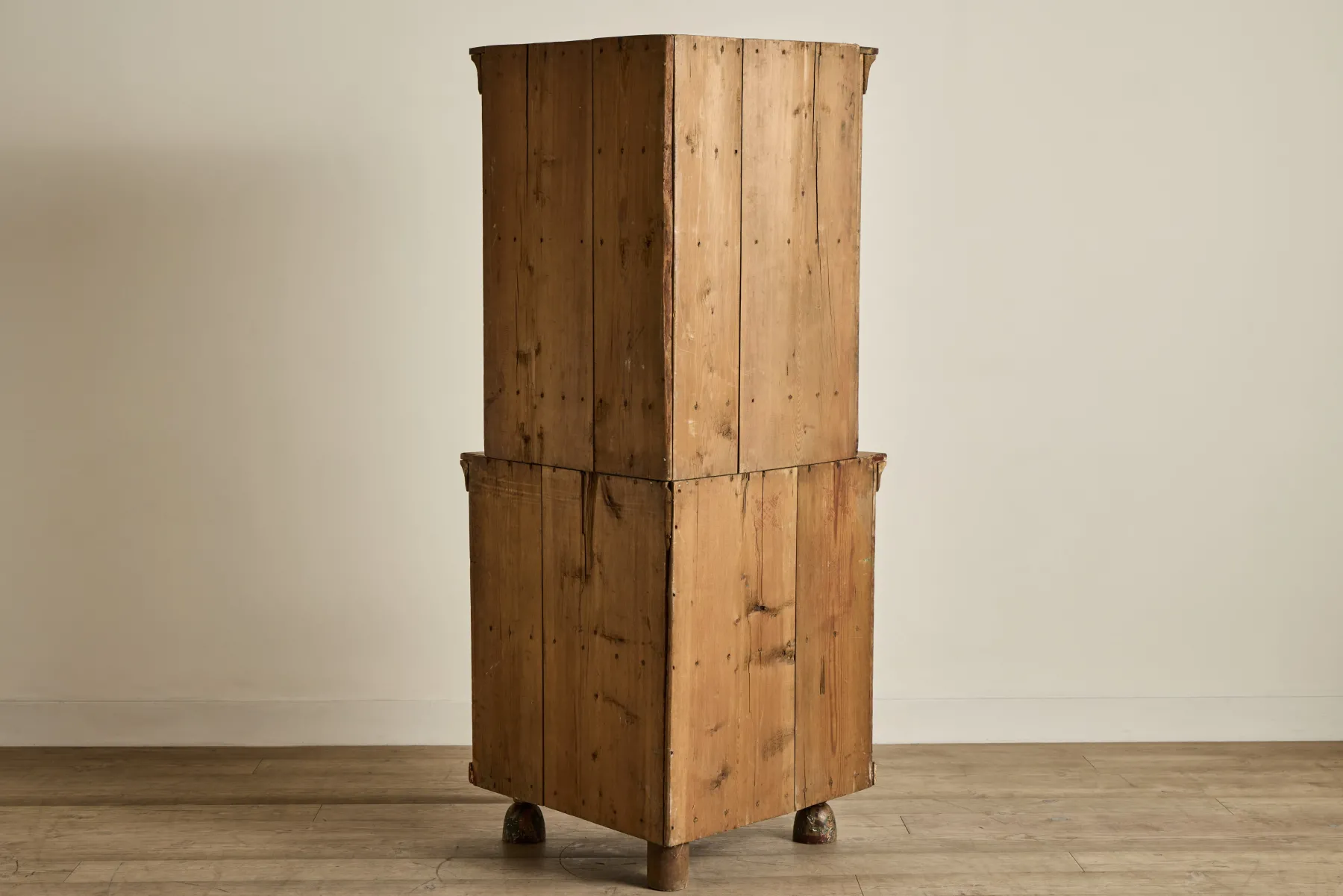 Rustic Corner Cabinet*VINTAGE New