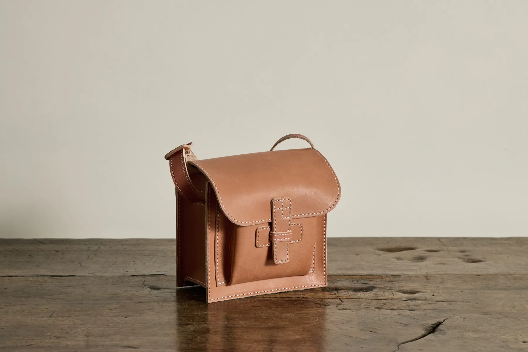 Sac .5 in Honey*AGNES BADDOO Best