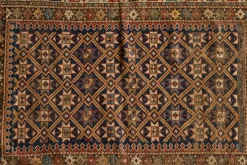 Shirvan Rug 4' x 5'*VINTAGE Hot