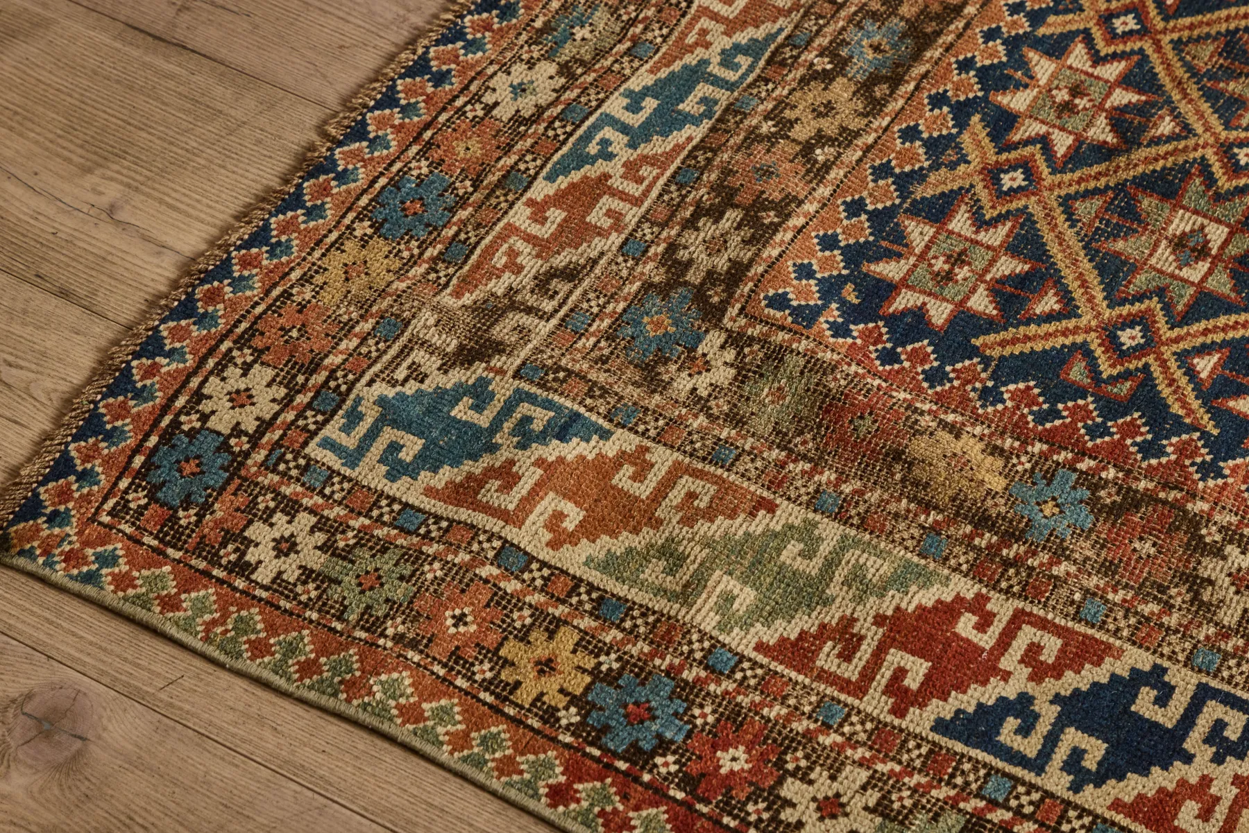 Shirvan Rug 4' x 5'*VINTAGE Hot