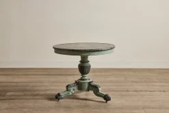 Stone Clawfoot Table*VINTAGE Clearance