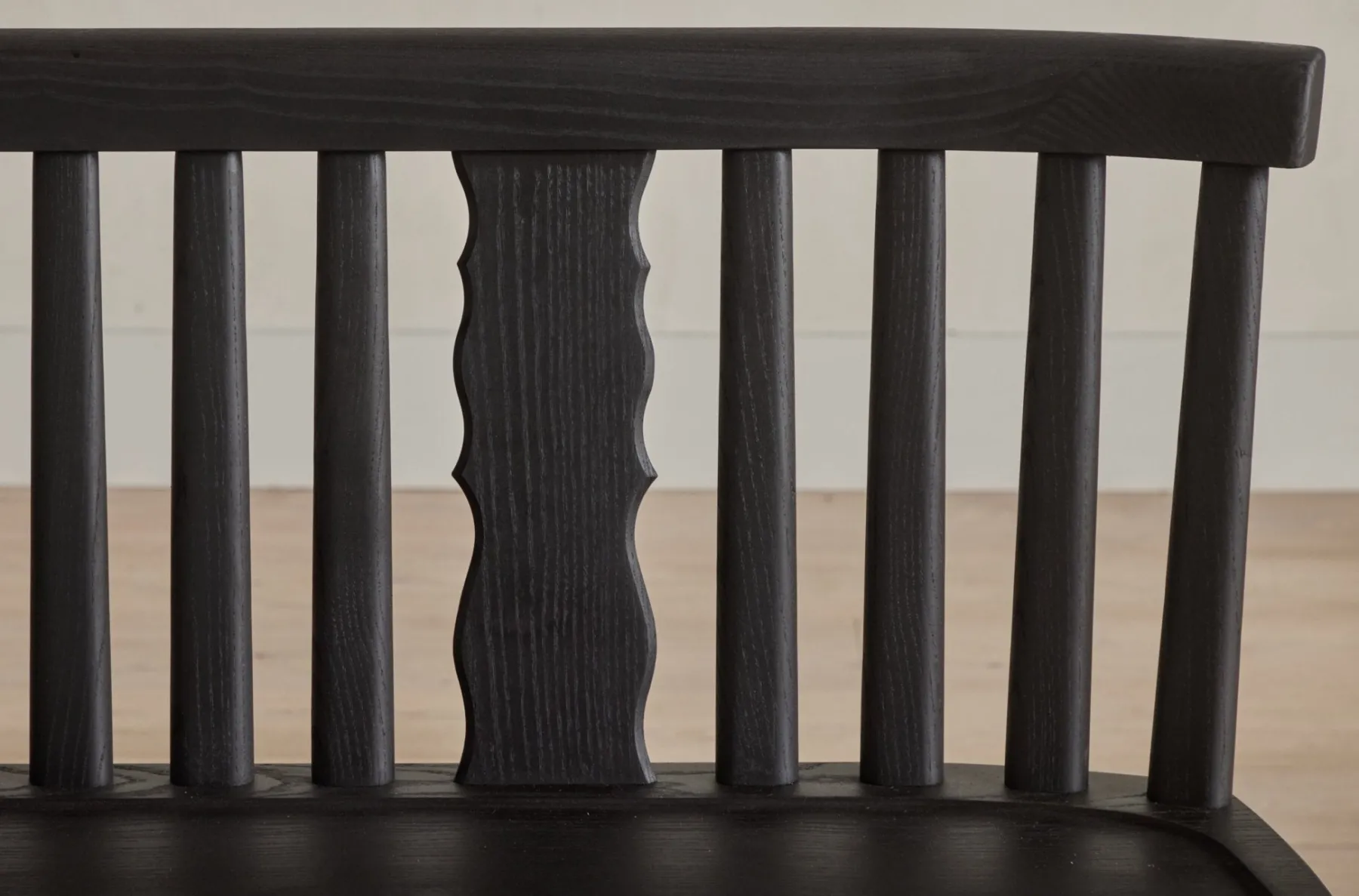 Swiss Back Bench*NICKEY KEHOE Online