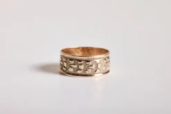 Victorian Etched Ring*SUZANNE DONEGAN Hot
