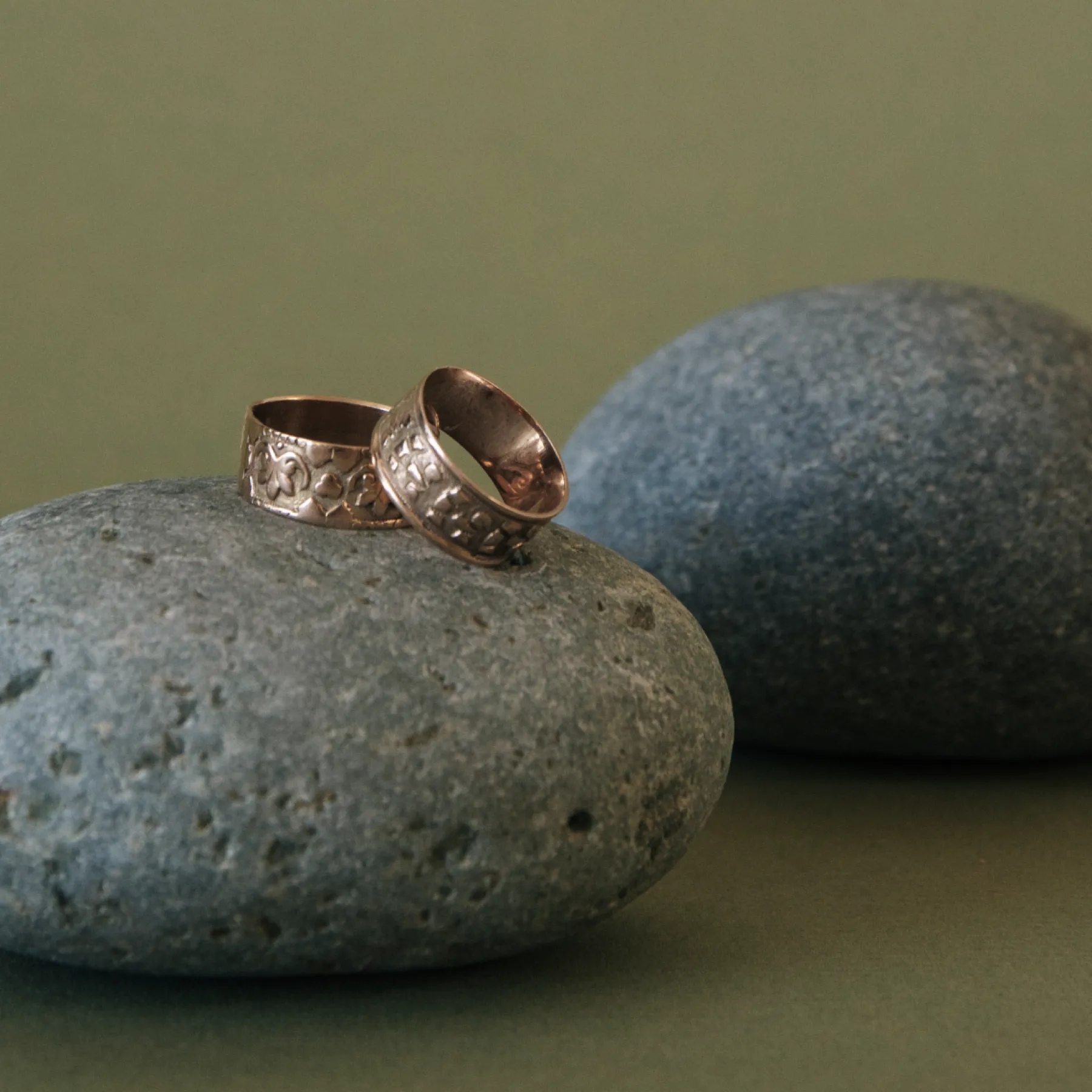 Victorian Etched Ring*SUZANNE DONEGAN Hot