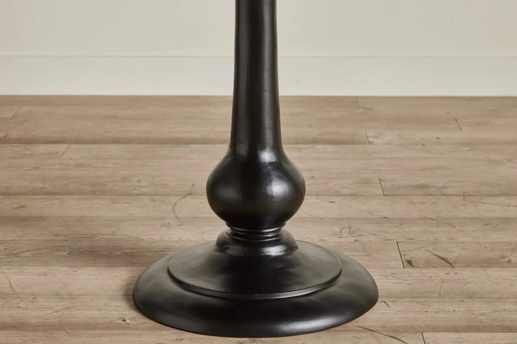 Windsor Dining Table*NICKEY KEHOE Clearance