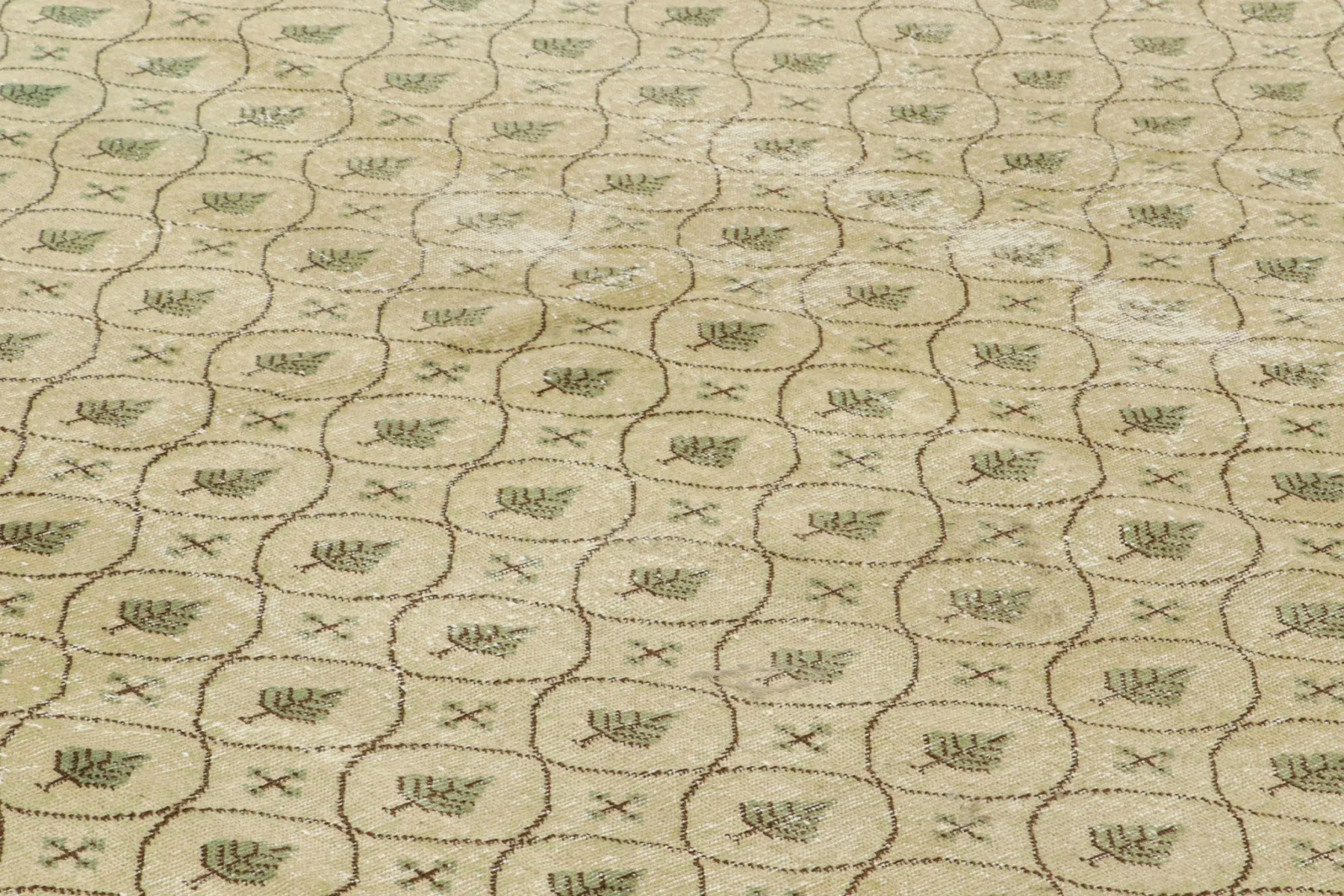 Zeki Muren Rug 6'10 x 7'3*VINTAGE Fashion