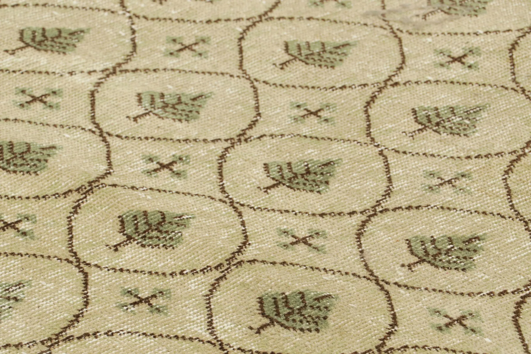 Zeki Muren Rug 6'10 x 7'3*VINTAGE Fashion